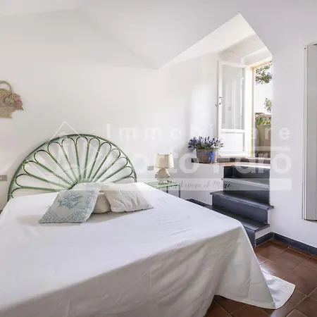 15 Centro - Bilocale Con Balconcino Porto Faro